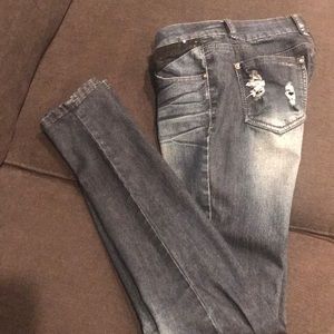 Bebe Low Cut Skinny Leg Jeans  size 26
